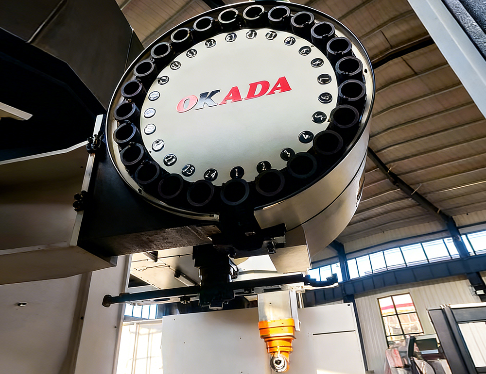 High-Capacity Tool Magazine & High-Speed ATC